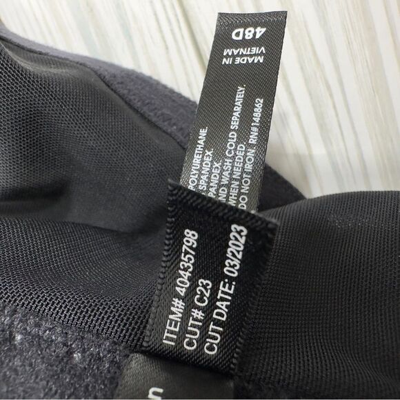 TORRID CURVE FAUX LEATHER LONGLINE PLUNGE‎ BRA 48D PLUS SIZE GOTH - Picture 6 of 8